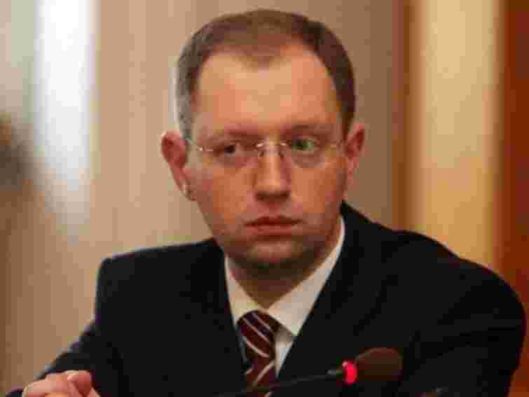 Нардеп:  Місяць українця коштує 1002 грн, а день Януковича 4 млн