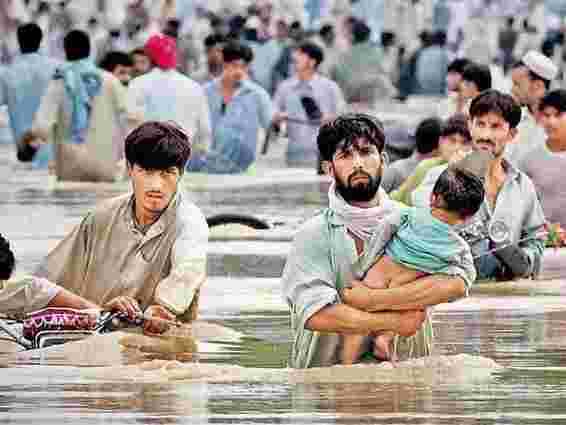 У Пакистані від повеней загинуло майже 80 осіб