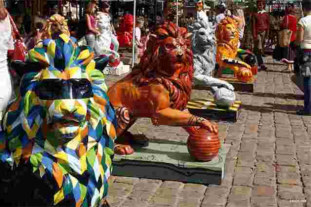 Сьогодні Львів подарує Маріуполю скульптуру лева