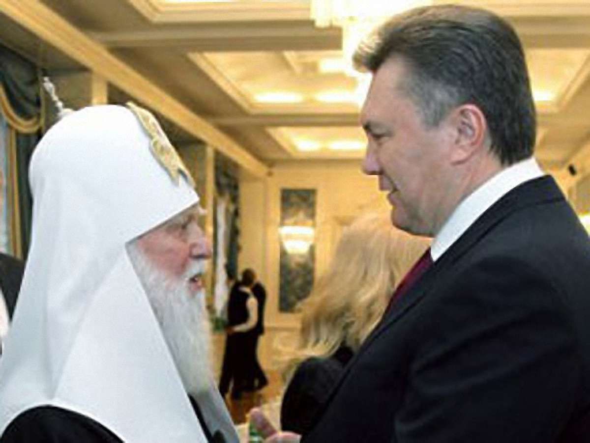 Філарет: Ми радимо голосувати за тих, хто захищає українську мову