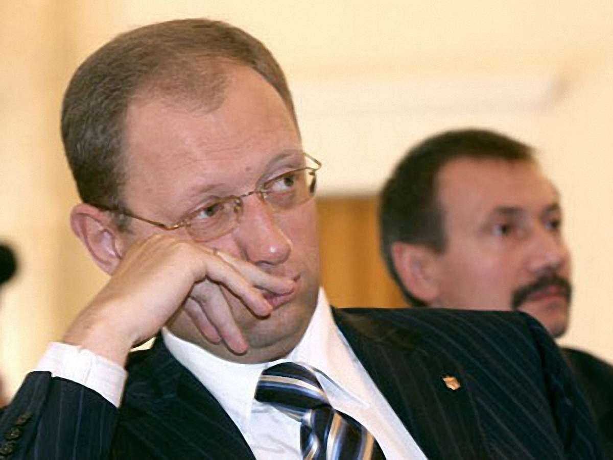 Яценюк: Проект держбюджету – це виборча агітка Партії регіонів