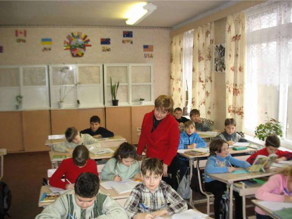 Усі львівські вчителі отримають премії до професійного свята