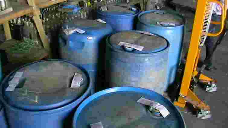 Волинянин перевозив 1200 л спирту, думаючи, що це - олія 