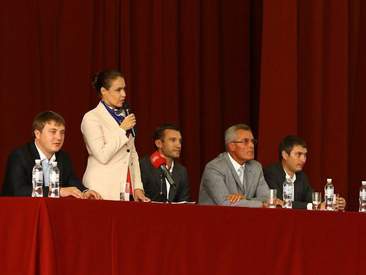 Нові політики нарощують рейтинги