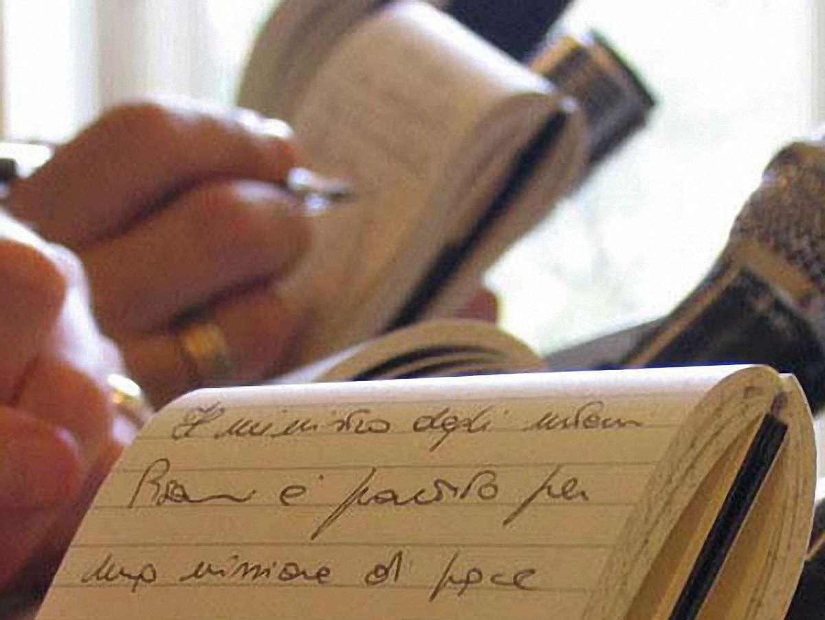 Журналісти вимагають зняти законопроект про наклеп з розгляду