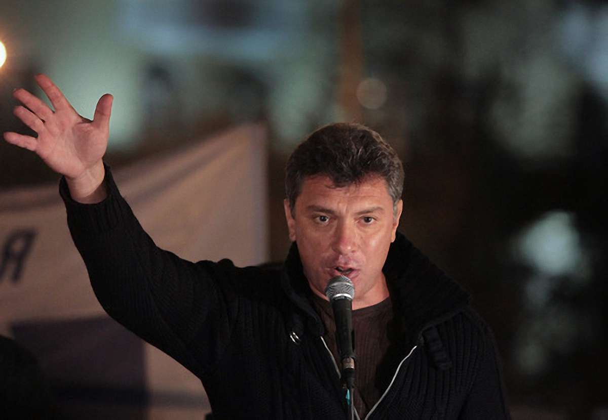 Росії зручніше, щоб Тимошенко засудили у справі ЄЕСУ, - Нємцов