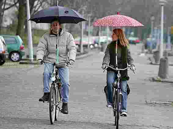 Через дощ змінено маршрут велоперегонів «Велосипедом на роботу»