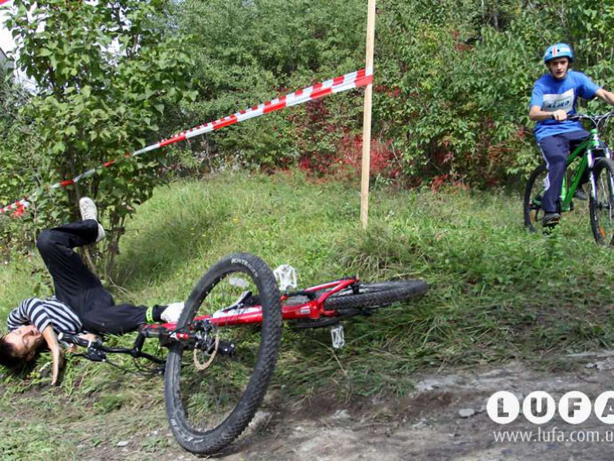 На Погулянці проходить фестиваль туризму «Манівці»