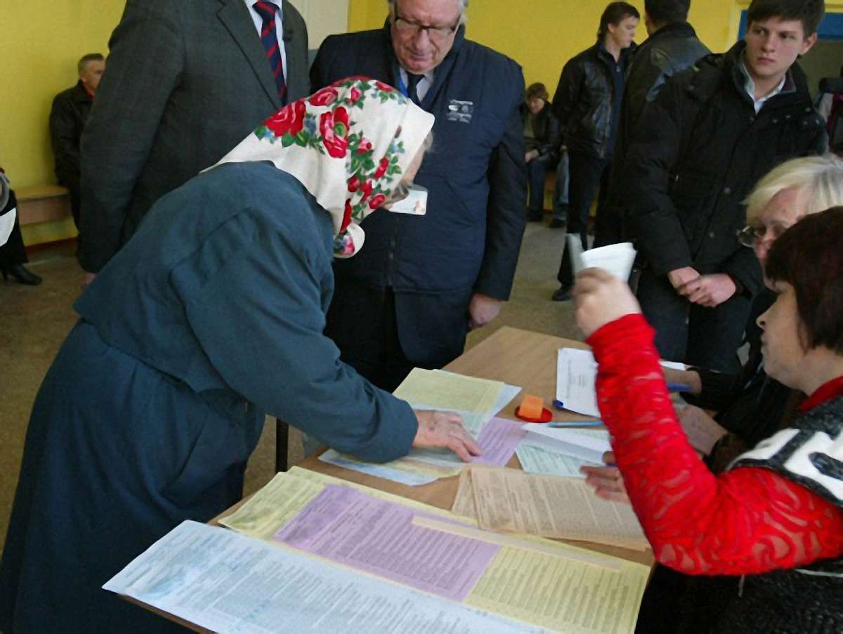 Понад 650 міжнародних спостерігачів зареєструвалися на вибори 