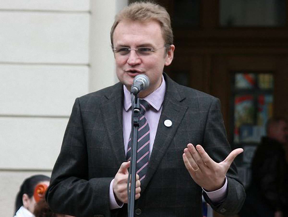 Мер подякував спортивним федераціям за якісний Ярмарок спорту