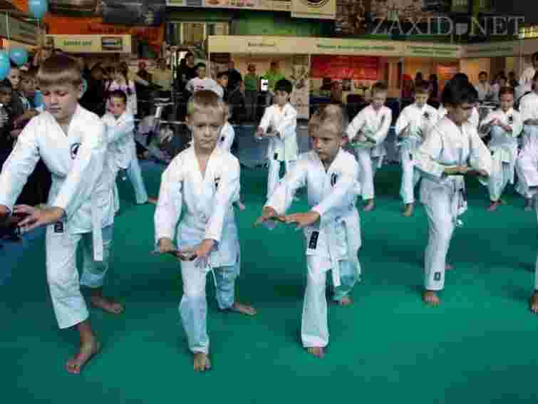 У районах Львова планують проводити міні-ярмарки спорту