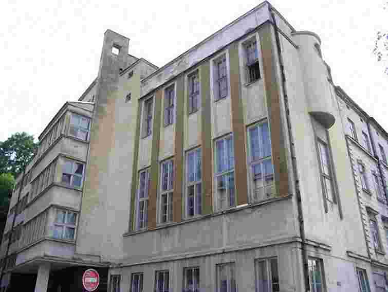 У Львові школу №28 очолив німецькомовний філолог