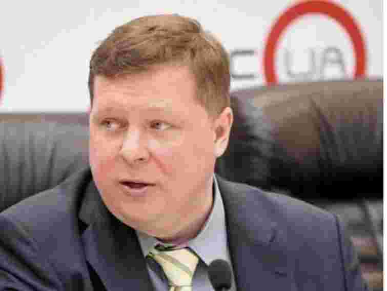 Комуніст: В Україні завдяки корупції бодай щось робиться