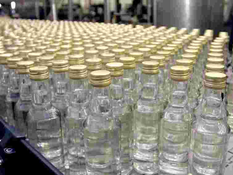 Податківці Львівщини вилучила фальсифікату алкоголю на мільйон