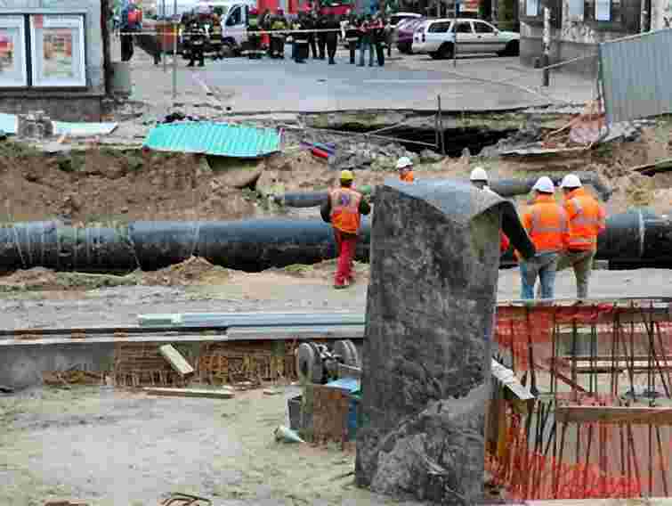 У центрі Варшави провалилася вулиця, біля якої будують метро