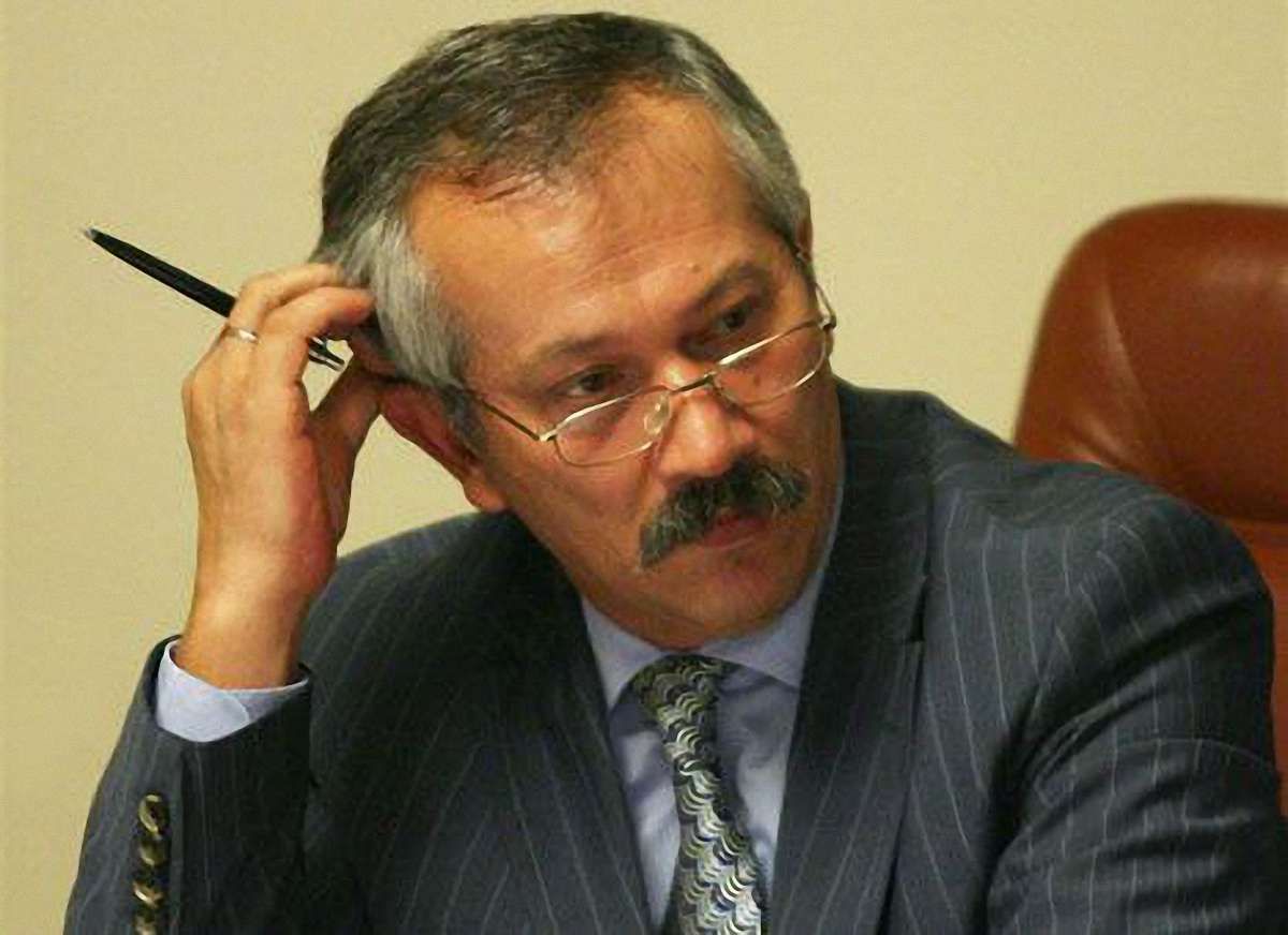 Якщо не подолати страх людей, піднесення економіки не буде, - Пинзеник