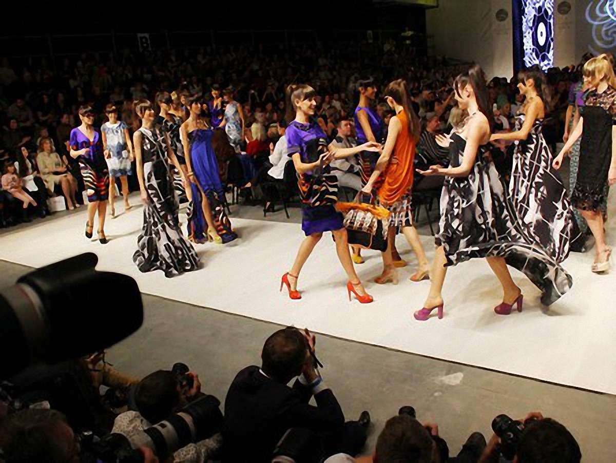 LvivFW: модні новинки демонстрували дизайнери з Польщі, Словенії, Росії