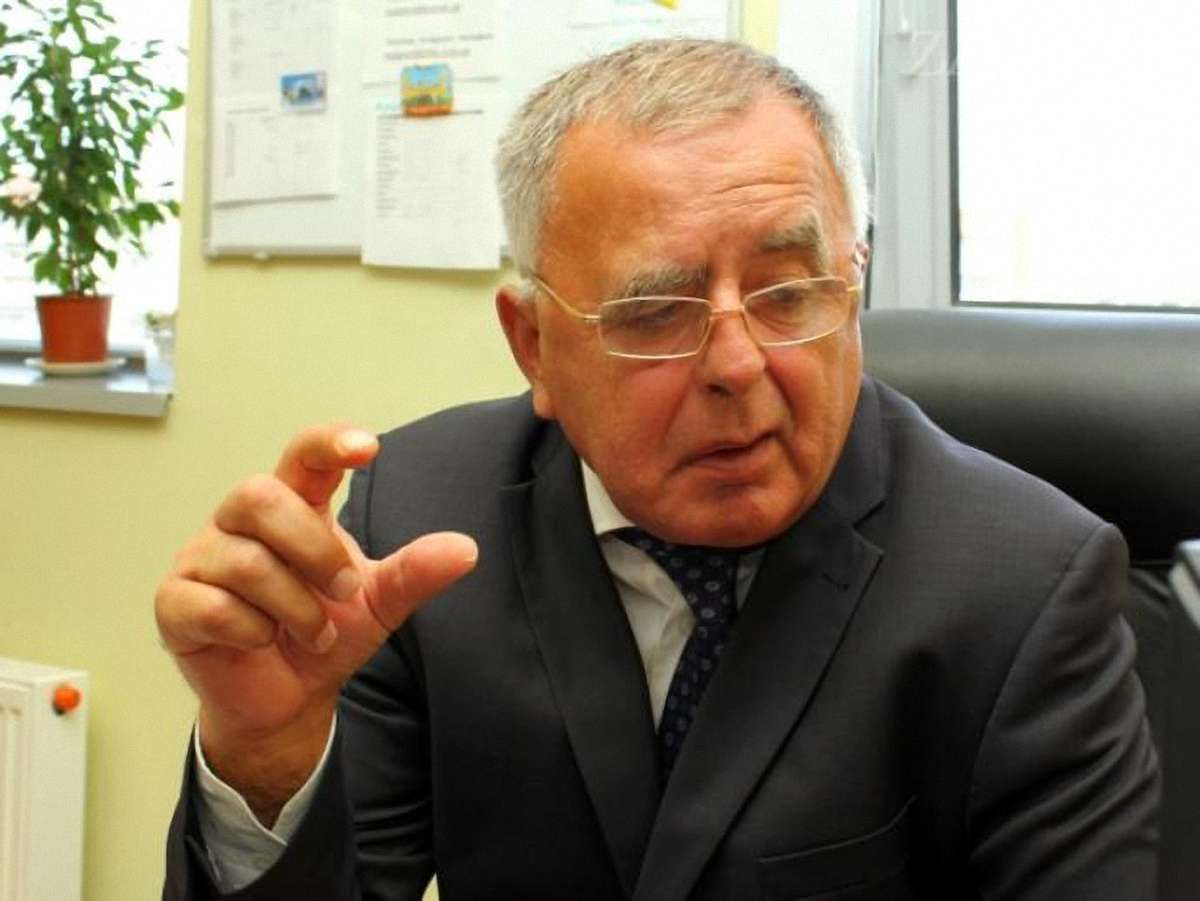 Писарчук просить вибачення у Котеляк і радить їй не порушувати закон