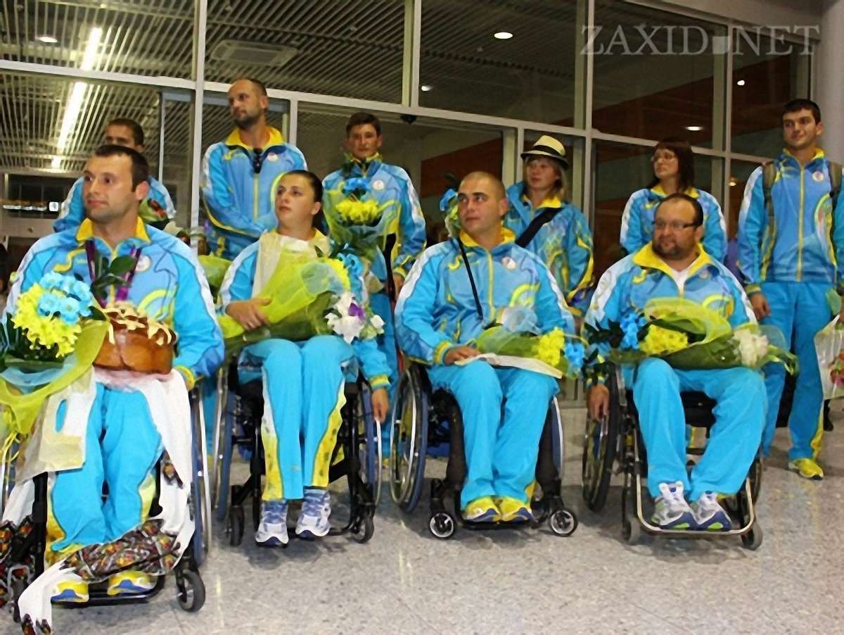 Паралімпійці Львівщини оздоровлюються в Карпатах