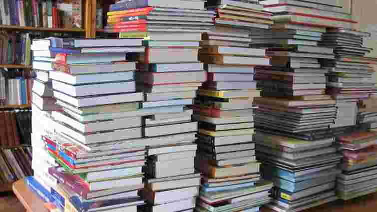 У  Львові та області збирають книжки для сільських бібліотек