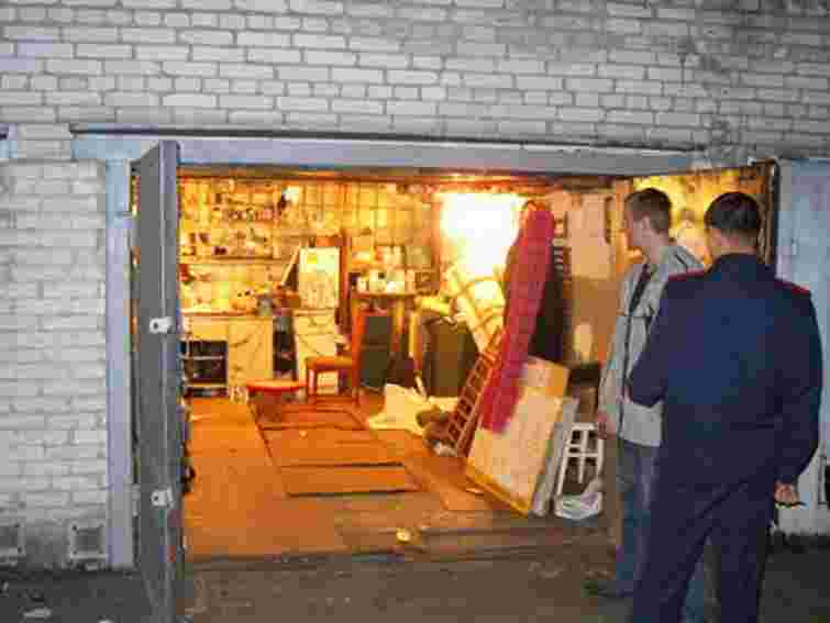 У Луцьку в гаражі виявили нарколабораторію