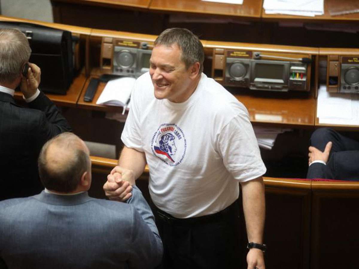 Колесніченко погрожує «ініціаторам непокори» через мову