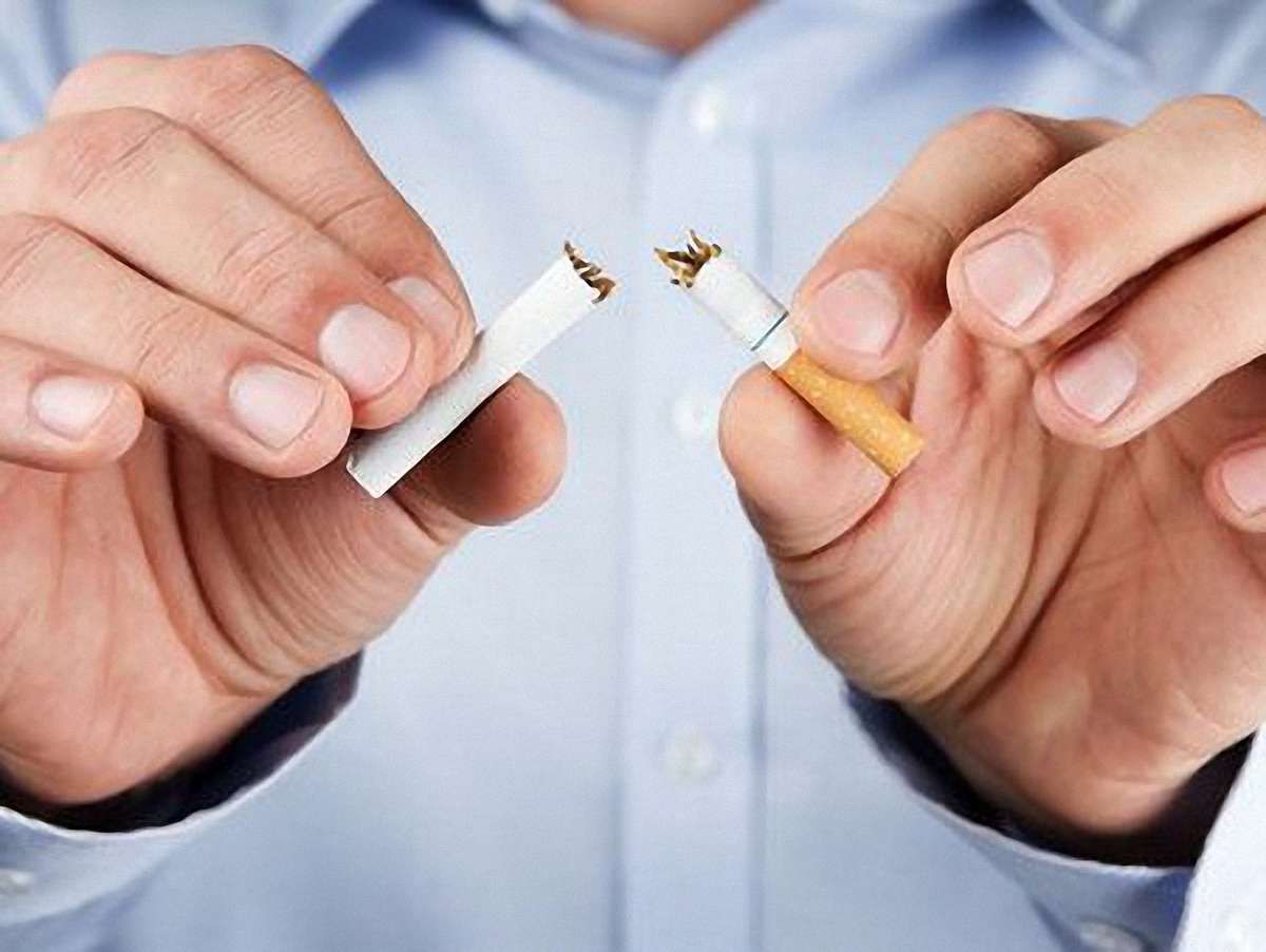 З часу незалежності лише 4% українців кинули курити, - експерт