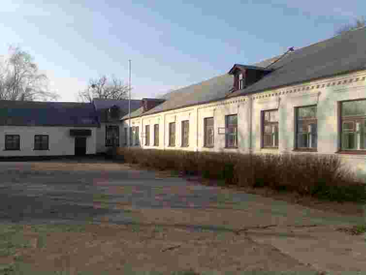 Через масове отруєння дітей на Харківщині закрили 20 шкіл