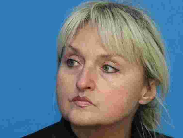 Луценка не лікують належно, – дружина