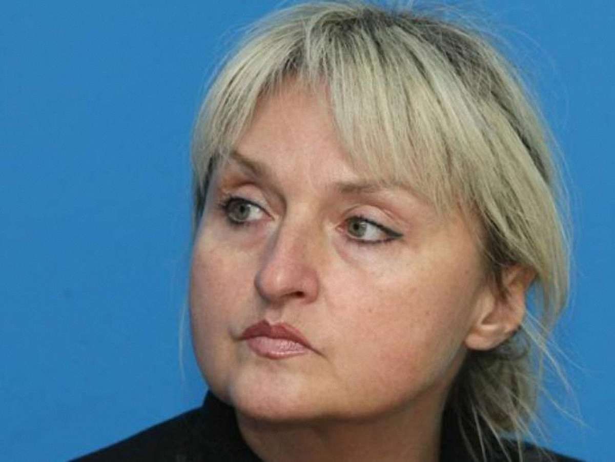 Луценка не лікують належно, – дружина