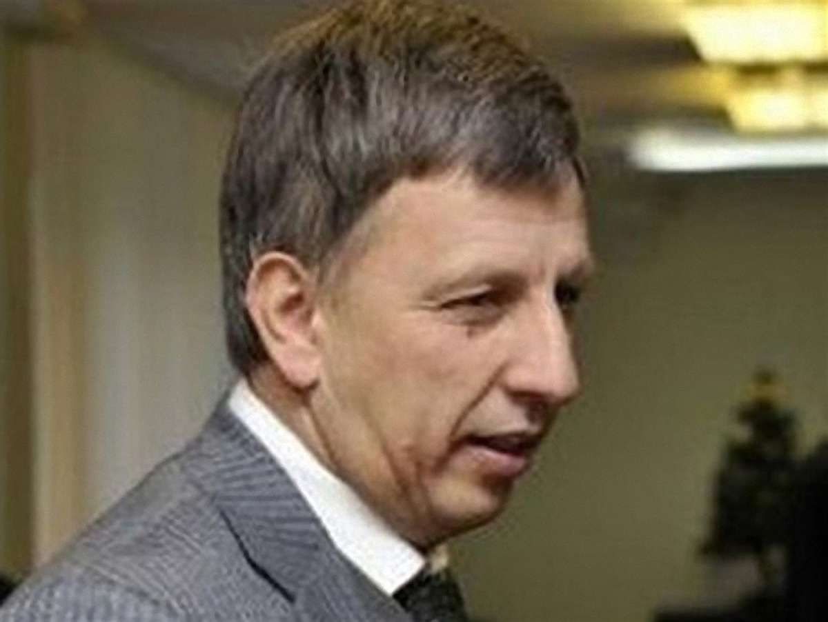 Новообраний парламент збереться на сесію 17 грудня