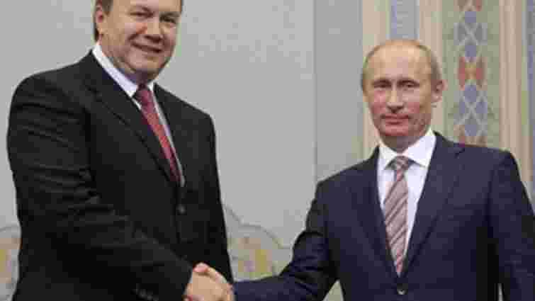 За кілька днів до виборів Янукович з’їздить до Путіна