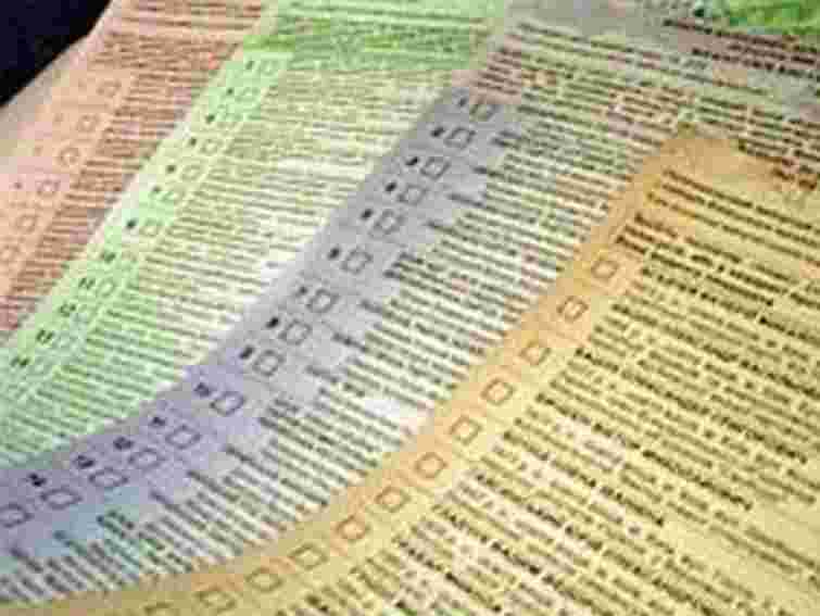 Бюлетені для голосування за списками вже привезли в обласні центри