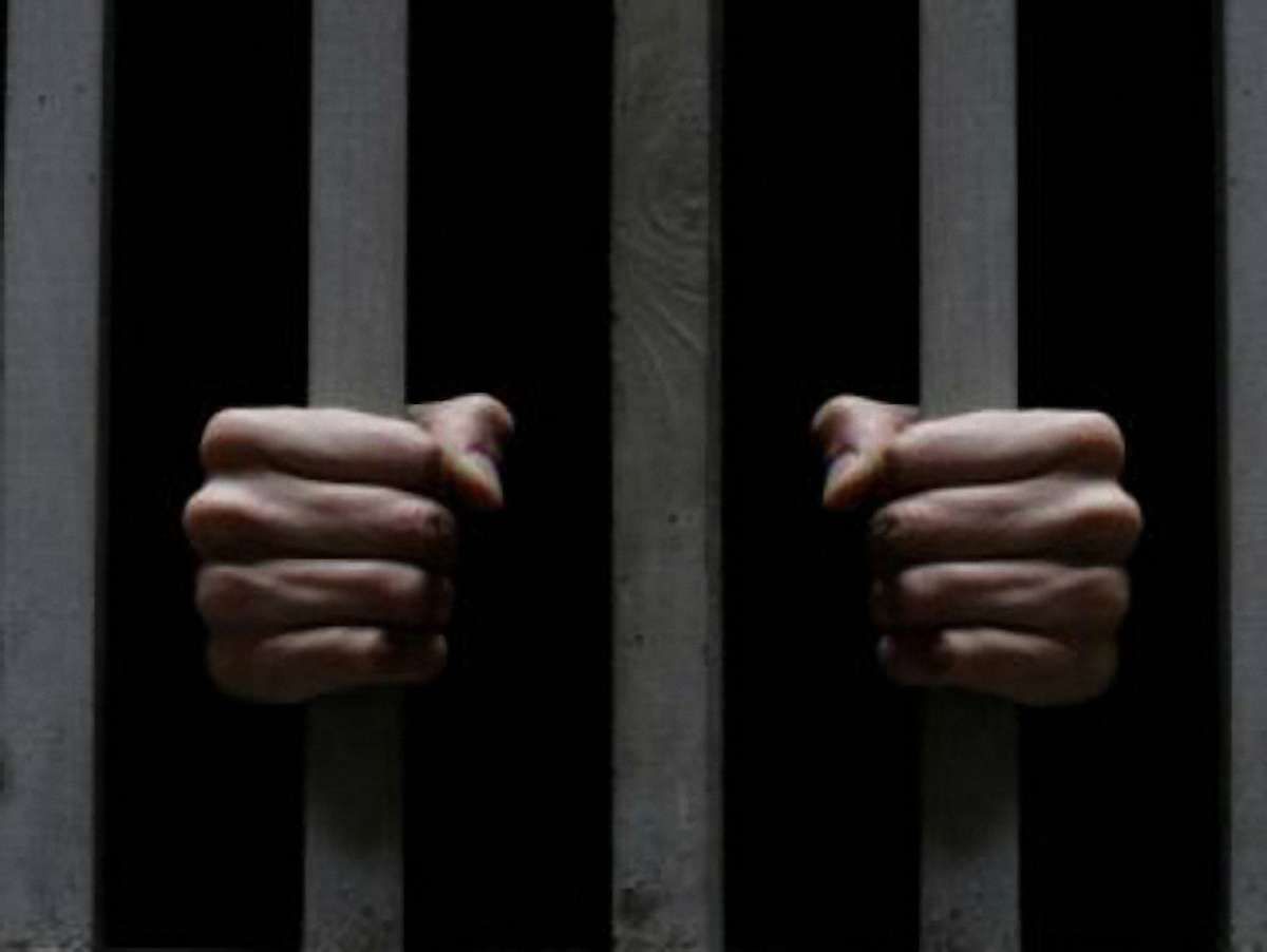 15-річного учня ґвалтував чоловік його вчительки