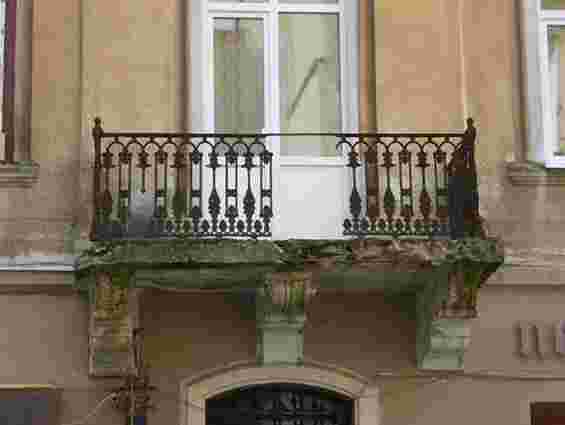 У Львові до кінця року відреставрують 11 аварійних балконів