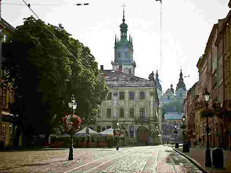 На вихідних у Львові – сир та вино під давню і клезмерську музику