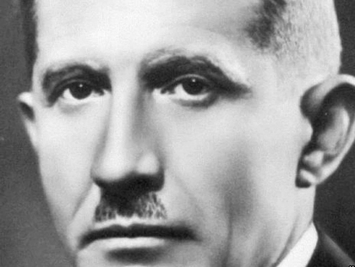 В Івано-Франківську відкрили пам’ятник засновнику ОУН