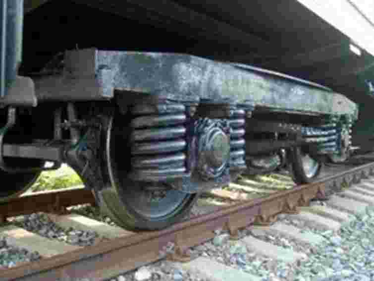 На Львівській залізниці двоє осіб загинули під колесами потяга