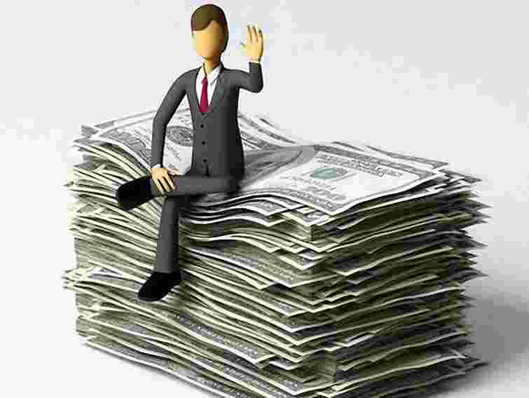 Партії витрачають на рекламу втричі більше, ніж потрібно, - експерт