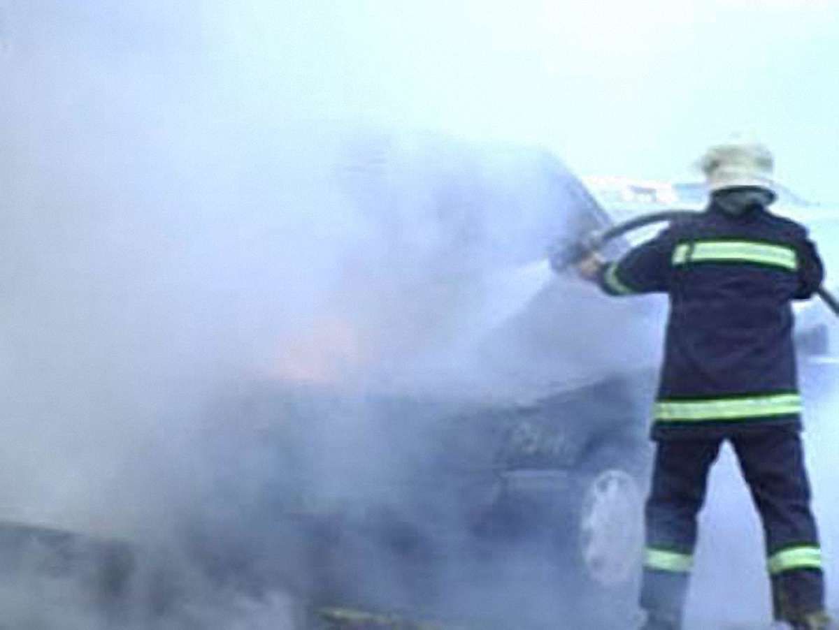 У Львові вночі горіла «Тойота»
