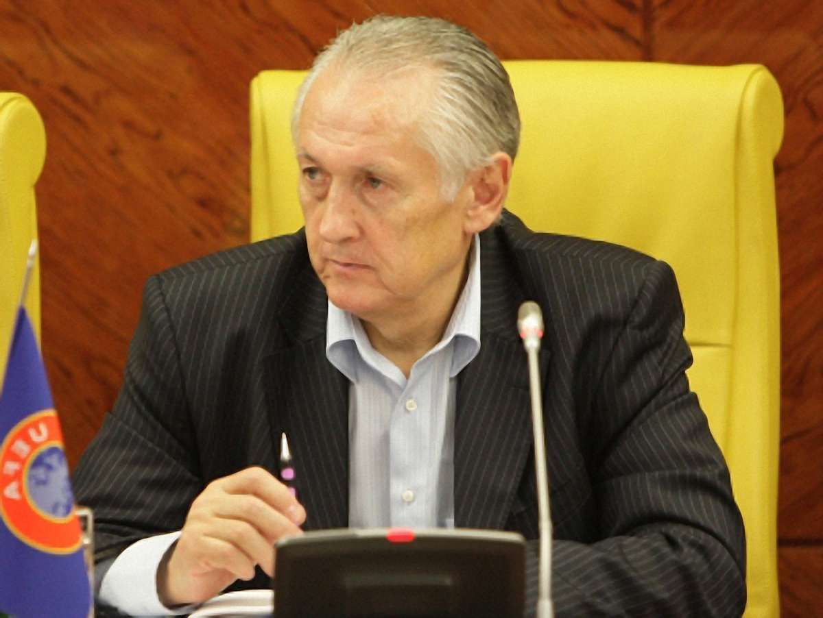 ФФУ назвала претендентів на пост тренера збірної України