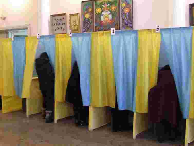 СЕС спростовує, що цікавиться голосуванням своїх працівників