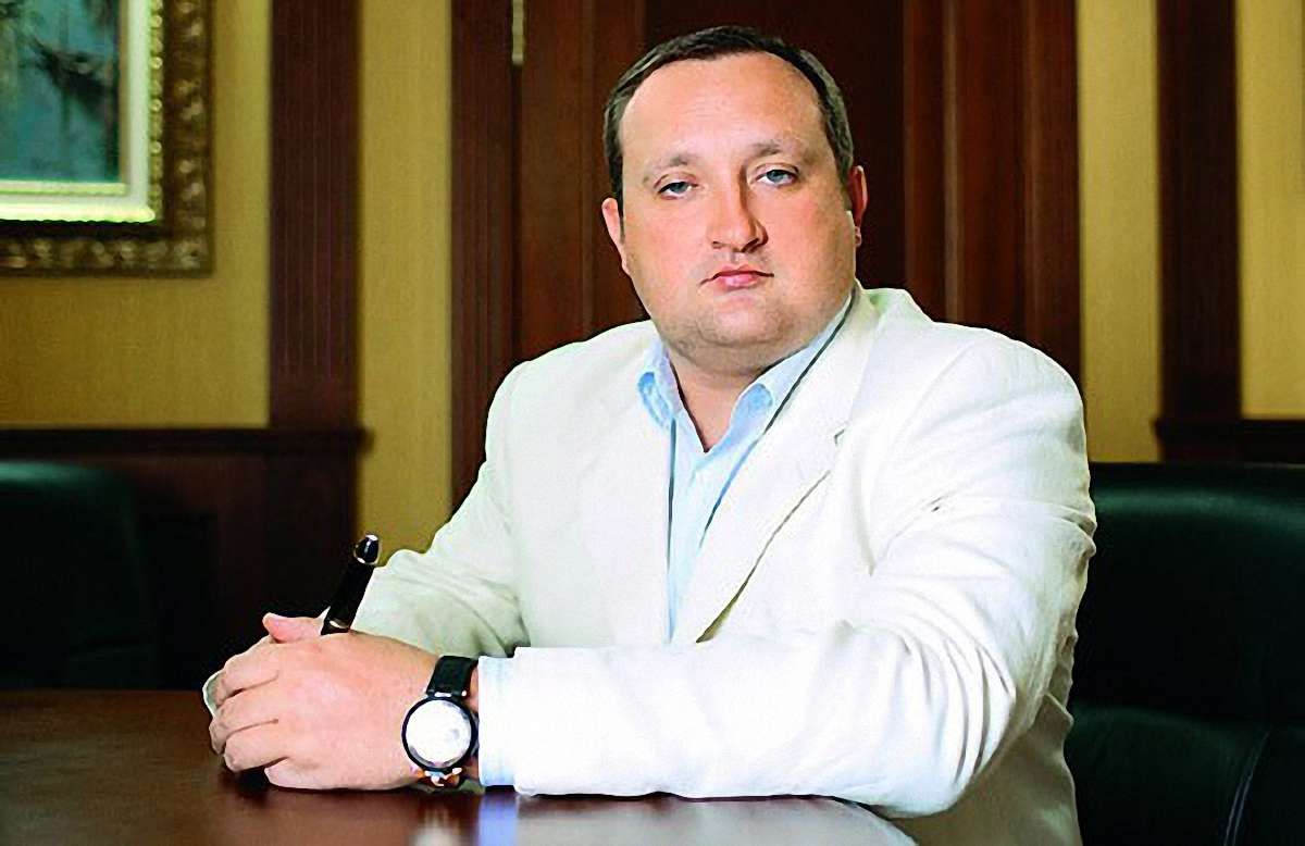 Місце Азарова може зайняти Арбузов, - експерт