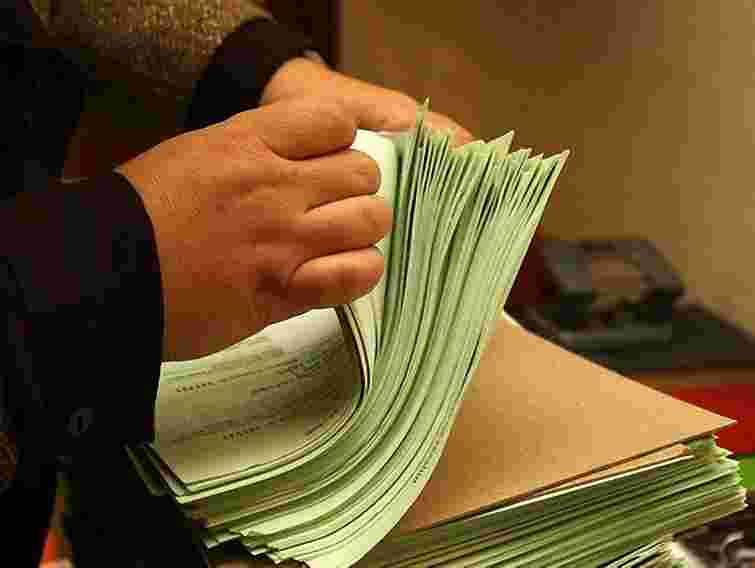 У Києві затримали автобуси з людьми для "каруселей", - "Батьківщина"