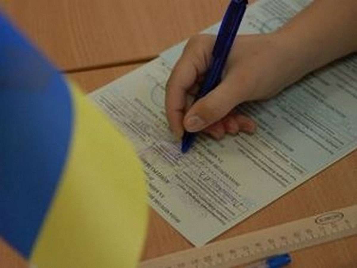 В Одесі голосували ручками зі зникаючим чорнилом 