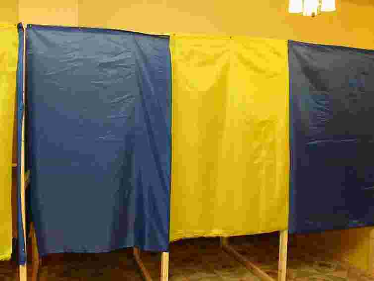 На Миколаївщині досі агітують за ПР, - опозиція