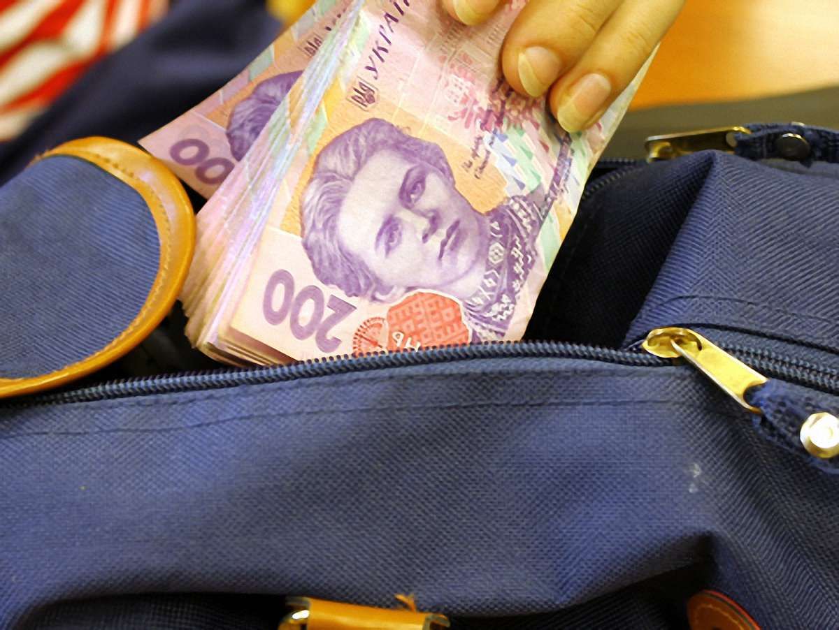 Студентам у Львові пропонували по 200 грн за голос за ПР, – експерт