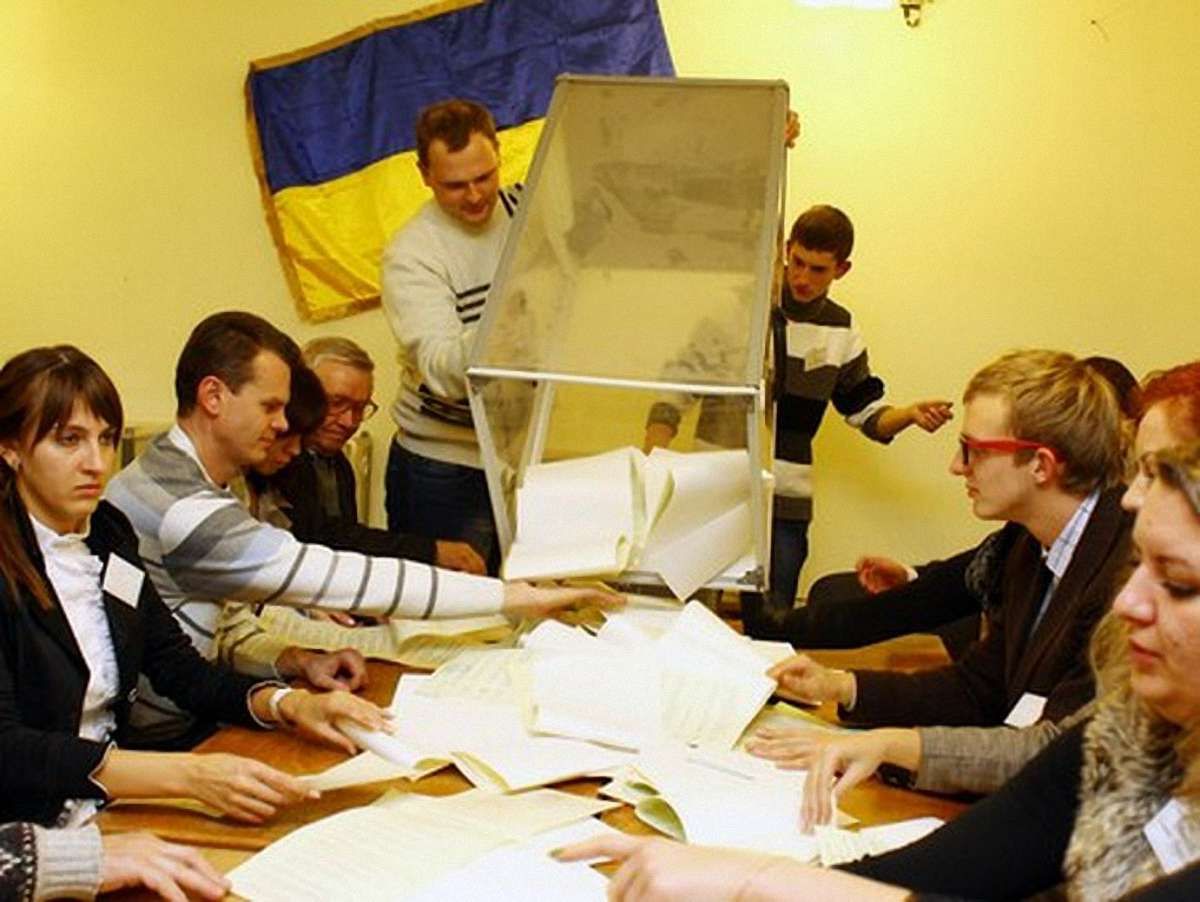 Одна з спецдільниць Львівщини здала неналежно запаковані бюлетені