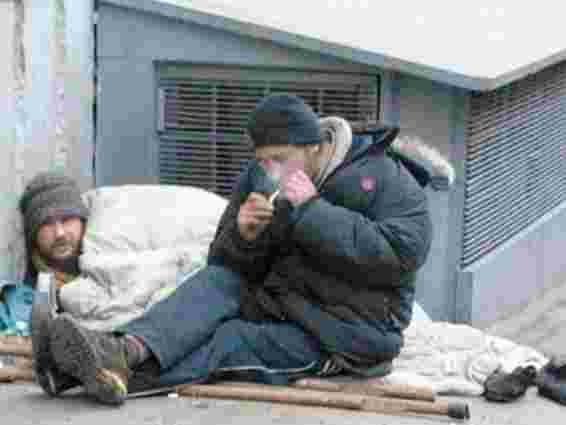 Львів’ян просять бути небайдужими до бездомних