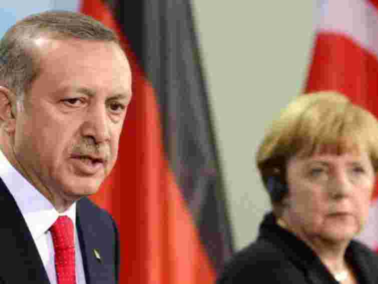 Меркель запевнила Туреччину у перспективі вступу в ЄС